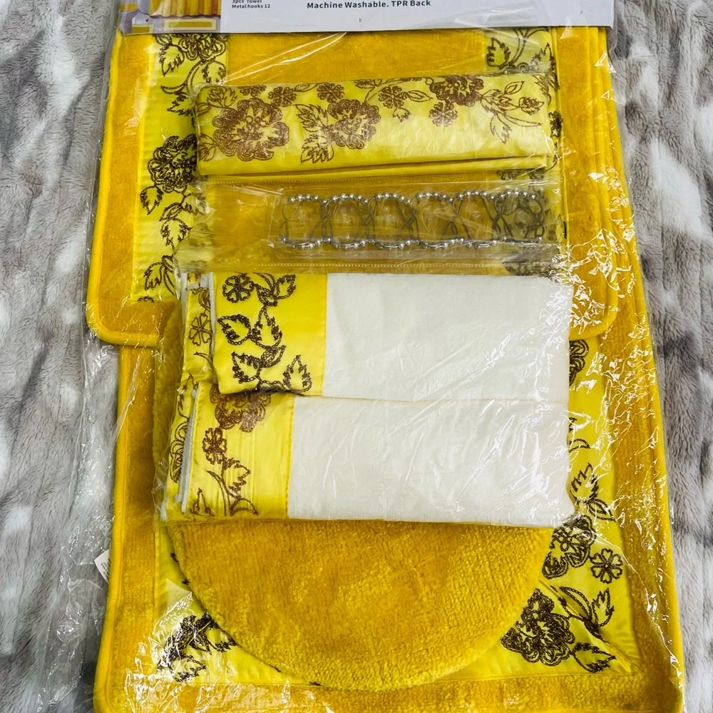 Yellow Floral Bath Accessory Set